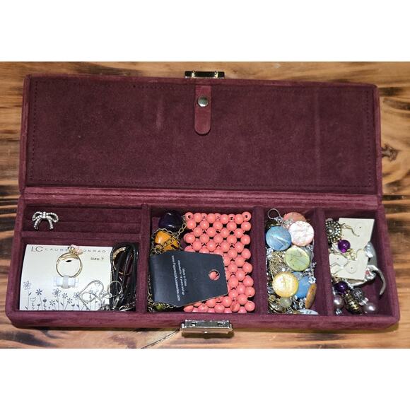 Jewelry Box Lot Of 35 Vintage to Modern Costume Jewelry Wearable & Craft Repair - Picture 3 of 16